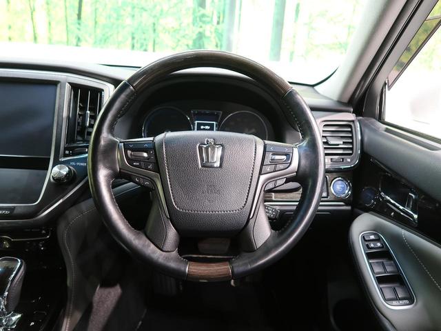 クラウンハイブリッド アスリートＳ　Ｊ－フロンティア　ＳＤナビ　バックカメラ　衝突被害軽減システム　レーダークルーズ　禁煙車　ハーフレザーシート　コーナーセンサー　スマートキー　ＬＥＤヘッド　ビルトインＥＴＣ　オートハイビーム　車線逸脱警報（10枚目）