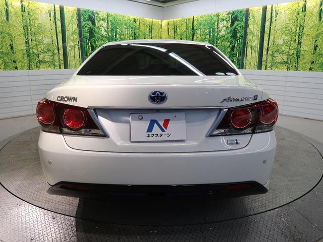 クラウンハイブリッド アスリートＳ　Ｊ－フロンティア　ＳＤナビ　バックカメラ　衝突被害軽減システム　レーダークルーズ　禁煙車　ハーフレザーシート　コーナーセンサー　スマートキー　ＬＥＤヘッド　ビルトインＥＴＣ　オートハイビーム　車線逸脱警報（14枚目）