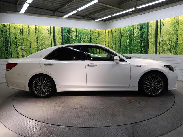 クラウンハイブリッド アスリートＳ　Ｊ－フロンティア　ＳＤナビ　バックカメラ　衝突被害軽減システム　レーダークルーズ　禁煙車　ハーフレザーシート　コーナーセンサー　スマートキー　ＬＥＤヘッド　ビルトインＥＴＣ　オートハイビーム　車線逸脱警報（17枚目）