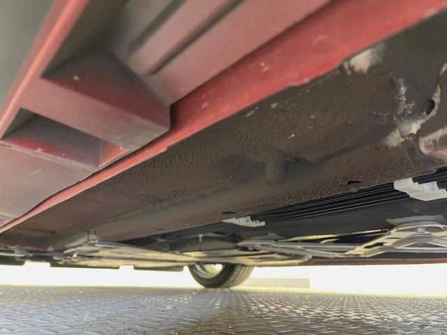 ロードスターRF VS ホワイトセレクション 6MT BOSEサウンド ホワイトナッパ革シート 純正17インチアルミ マツダコネクトナビ バックカメラ アドバンストスマートシティブレーキサポート 革巻きステアリング シートヒーター 禁煙車(23枚目)