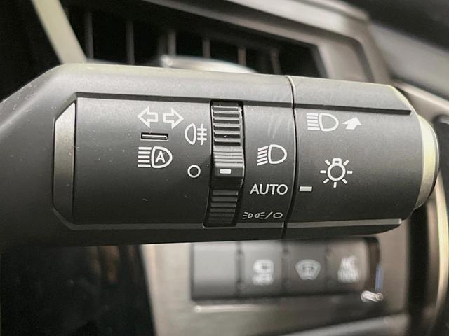 ES ES300h バージョンL 後期 マークレビンソン リアスポイラー 茶革 3席独立温度調整オートエアコン 全席シートヒーター 純正18インチアルミ 3眼LED ハンズフリーパワートランクリッド ウッドコンビステアリング(35枚目)