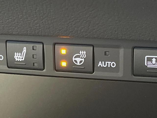 ES ES300h バージョンL 後期 マークレビンソン リアスポイラー 茶革 3席独立温度調整オートエアコン 全席シートヒーター 純正18インチアルミ 3眼LED ハンズフリーパワートランクリッド ウッドコンビステアリング(46枚目)