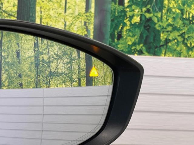 ＭＡＺＤＡ３セダン ＸＤ　Ｌパッケージ　ＢＯＳＥサウンド　３６０度セーフティパッケージ　ＤＶＤ／ＣＤ／地デジ　ホワイト革　純正１８インチアルミ　スマートブレーキサポート　ＡＴ誤発進抑制制御　全車速追従機能付レーダークルーズ（6枚目）