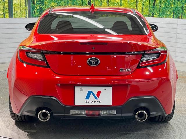 ＧＲ８６ ＲＺ　Ｂｒｅｍｂｏ製ブレーキ　６ＭＴ　アイサイトコアテクノロジー　バックカメラ　禁煙車　カロッツェリア製ディスプレイオーディオ　革／ウルトラスエードコンビシート　ＢＳＭ　ステアリング連動ＬＥＤヘッド（15枚目）