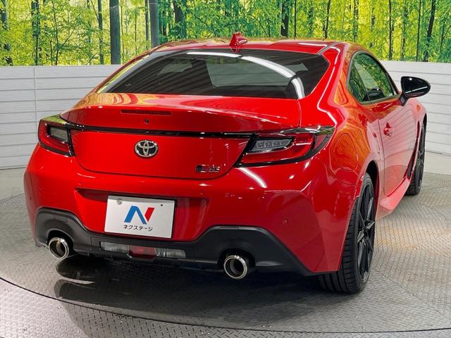 ＧＲ８６ ＲＺ　Ｂｒｅｍｂｏ製ブレーキ　６ＭＴ　アイサイトコアテクノロジー　バックカメラ　禁煙車　カロッツェリア製ディスプレイオーディオ　革／ウルトラスエードコンビシート　ＢＳＭ　ステアリング連動ＬＥＤヘッド（17枚目）