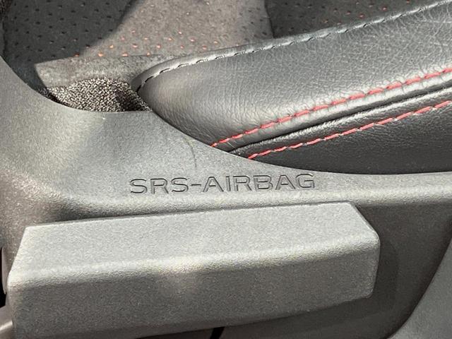 ＧＲ８６ ＲＺ　Ｂｒｅｍｂｏ製ブレーキ　６ＭＴ　アイサイトコアテクノロジー　バックカメラ　禁煙車　カロッツェリア製ディスプレイオーディオ　革／ウルトラスエードコンビシート　ＢＳＭ　ステアリング連動ＬＥＤヘッド（40枚目）