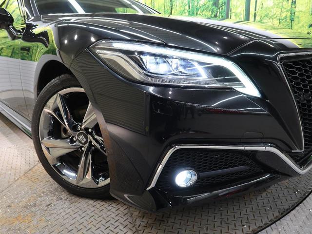 クラウン ＲＳ　ターボ　ＳＤナビ　バックカメラ　衝突被害軽減システム　１００Ｖ電源　レーダークルーズ　コーナーセンサー　スマートキー　ＬＥＤヘッド　ＥＴＣ２．０　オートハイビーム　車線逸脱警報　オートライト（12枚目）