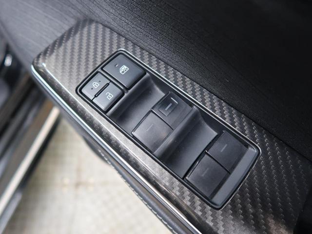 クラウン ＲＳ　ターボ　ＳＤナビ　バックカメラ　衝突被害軽減システム　１００Ｖ電源　レーダークルーズ　コーナーセンサー　スマートキー　ＬＥＤヘッド　ＥＴＣ２．０　オートハイビーム　車線逸脱警報　オートライト（30枚目）