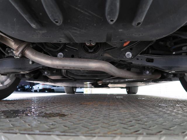 カムリ WS 後期 全周囲カメラ プリクラッシュセーフティー レーダークルーズ 禁煙車 シートヒーター パワーシート インテリジェントクリアランスソナー レーンキープ スマートキー(19枚目)