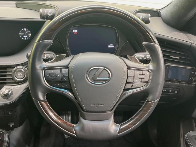 ＬＳ ＬＳ５００　エグゼクティブ　４ＷＤ　ターボ　サンルーフ　フルエアロ　後席モニター　全周囲カメラ　マークレビンソンサウンド　１００Ｖ電源　衝突被害軽減システム　レーダークルーズ　禁煙車　電動リアゲート　レザーシート（13枚目）