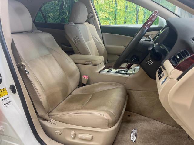 【ベージュレザーシート】デザイン性が高く、高級感のあるベージュ革シート。常に体に触れる部分だから、座り心地の良さにはこだわりたいですね♪汚れの付着や劣化を抑制する内装コーティング施工もおススメですよ♪