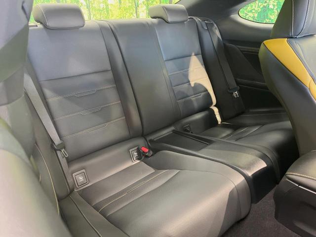 ＲＣ ＲＣ３００ｈ　Ｆスポーツ　黒革　ムーンルーフ　角型３眼フルＬＥＤヘッドランプ　ムーンルーフ　オレンジキャリパー　メーカーＳＤナビ　バックカメラ　プリクラッシュセーフティー　レーダークルーズ　禁煙車　シートベンチレーション（11枚目）