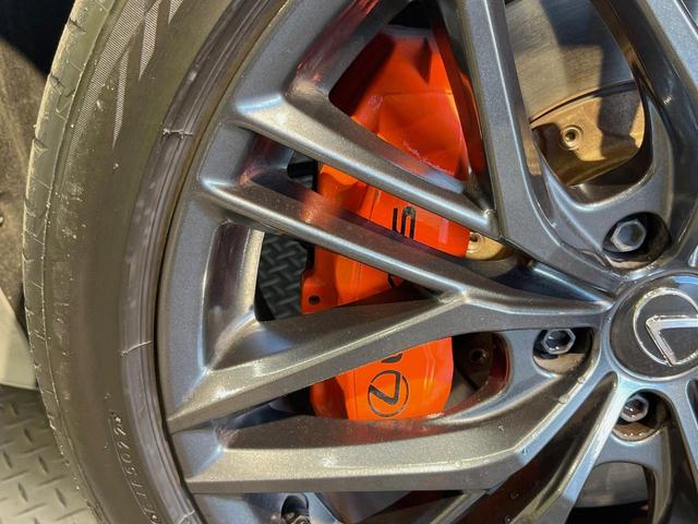 ＲＣ ＲＣ３００ｈ　Ｆスポーツ　黒革　ムーンルーフ　角型３眼フルＬＥＤヘッドランプ　ムーンルーフ　オレンジキャリパー　メーカーＳＤナビ　バックカメラ　プリクラッシュセーフティー　レーダークルーズ　禁煙車　シートベンチレーション（31枚目）