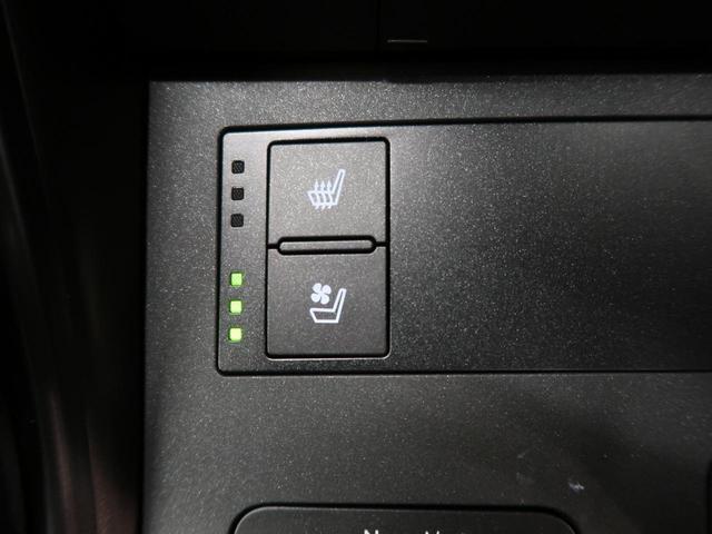 ＩＳ ＩＳ３００ｈ　ＦスポーツモードブラックＳ　ムーンルーフ　パノラミックビューモニター　オレンジブレーキキャリパー　アクセサリーコンセント　Ｌ－ｔｅｘ／グレーウルトラスエードコンビシート　シートベンチレーション　純正ＢＢＳ製１９ＡＷ（6枚目）