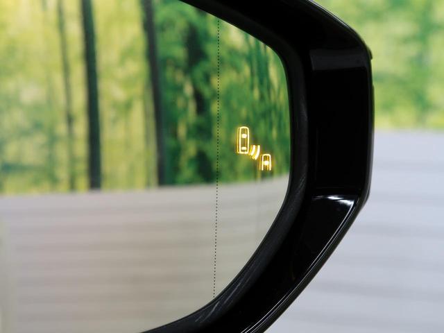 ＩＳ ＩＳ３００ｈ　ＦスポーツモードブラックＳ　ムーンルーフ　パノラミックビューモニター　オレンジブレーキキャリパー　アクセサリーコンセント　Ｌ－ｔｅｘ／グレーウルトラスエードコンビシート　シートベンチレーション　純正ＢＢＳ製１９ＡＷ（7枚目）