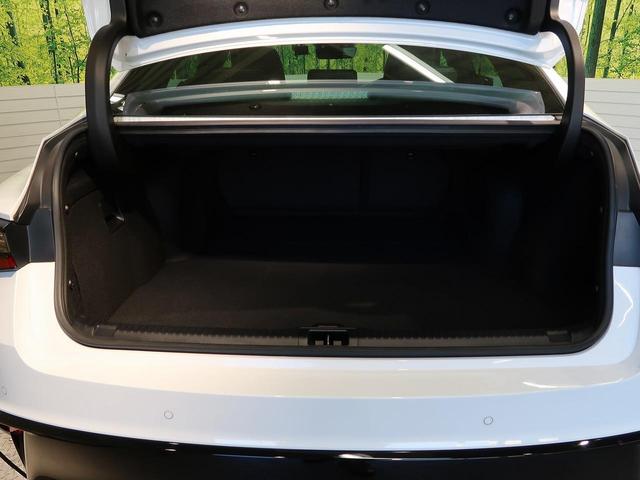 ＩＳ ＩＳ３００ｈ　ＦスポーツモードブラックＳ　ムーンルーフ　パノラミックビューモニター　オレンジブレーキキャリパー　アクセサリーコンセント　Ｌ－ｔｅｘ／グレーウルトラスエードコンビシート　シートベンチレーション　純正ＢＢＳ製１９ＡＷ（10枚目）