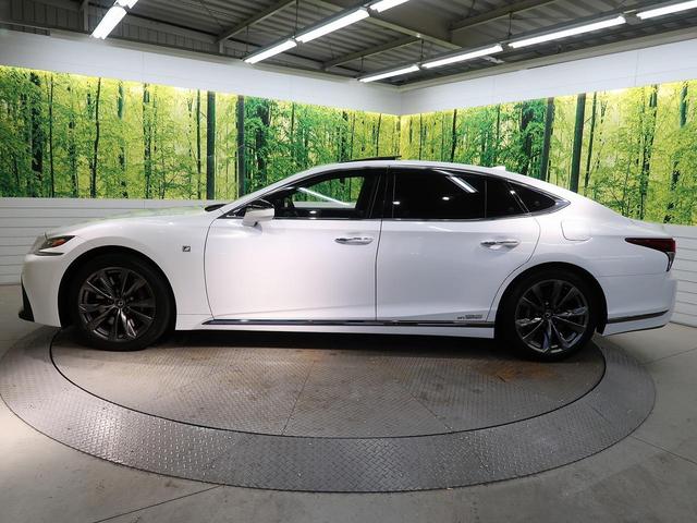 ＬＳ ＬＳ５００ｈ　Ｆスポーツ　マークレビンソン　デジタルインナーミラー　４ＷＤ　ムーンルーフ　メーカーＳＤナビ　全周囲カメラ　ＡＣ１００Ｖ　プリクラッシュセーフティー　レーダークルーズ　禁煙車　電動リアゲート（24枚目）