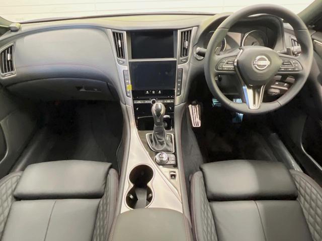 スカイライン ４００Ｒ　全周囲カメラ　レーダークルーズコントロール　レザーシート　１９インチアルミホイール　コーナーセンサー　シートヒーター　ＥＴＣ　インテリジェントダイナミックサスペンション（2枚目）