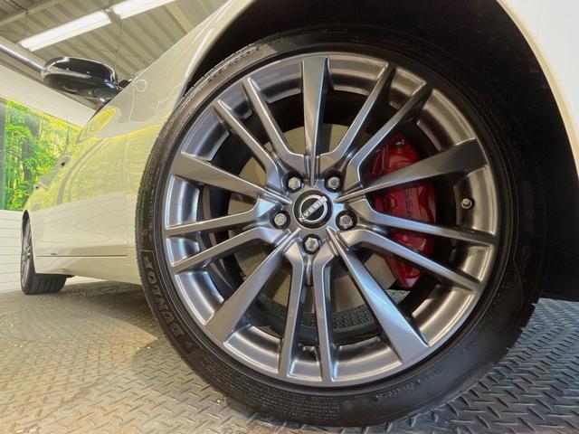 スカイライン ４００Ｒ　全周囲カメラ　レーダークルーズコントロール　レザーシート　１９インチアルミホイール　コーナーセンサー　シートヒーター　ＥＴＣ　インテリジェントダイナミックサスペンション（13枚目）