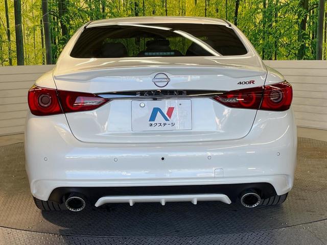 スカイライン ４００Ｒ　全周囲カメラ　レーダークルーズコントロール　レザーシート　１９インチアルミホイール　コーナーセンサー　シートヒーター　ＥＴＣ　インテリジェントダイナミックサスペンション（15枚目）