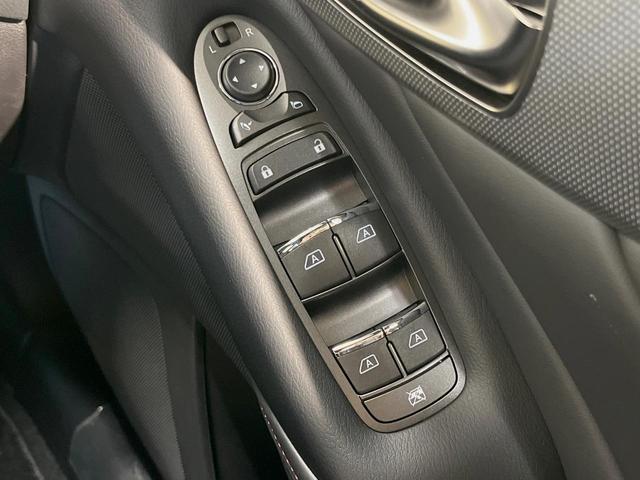 スカイライン ４００Ｒ　全周囲カメラ　レーダークルーズコントロール　レザーシート　１９インチアルミホイール　コーナーセンサー　シートヒーター　ＥＴＣ　インテリジェントダイナミックサスペンション（37枚目）