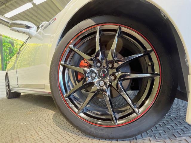 クラウンハイブリッド アスリートＳ　ブラックスタイル　テラロッサ革シート　ムーンルーフ　アドバンスドパッケージ　モデリスタエアロ＆マフラー　ＴＲＤスポルティーボサスペンション　電動リアサンシェード　メーカーＨＤＤナビ　バックカメラ（14枚目）