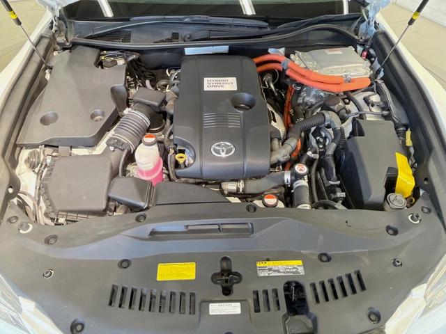 クラウンハイブリッド アスリートＳ　ブラックスタイル　テラロッサ革シート　ムーンルーフ　アドバンスドパッケージ　モデリスタエアロ＆マフラー　ＴＲＤスポルティーボサスペンション　電動リアサンシェード　メーカーＨＤＤナビ　バックカメラ（19枚目）