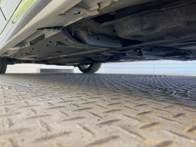 クラウンハイブリッド アスリートＳ　ブラックスタイル　テラロッサ革シート　ムーンルーフ　アドバンスドパッケージ　モデリスタエアロ＆マフラー　ＴＲＤスポルティーボサスペンション　電動リアサンシェード　メーカーＨＤＤナビ　バックカメラ（22枚目）