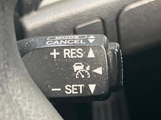 クラウンハイブリッド アスリートＳ　ブラックスタイル　テラロッサ革シート　ムーンルーフ　アドバンスドパッケージ　モデリスタエアロ＆マフラー　ＴＲＤスポルティーボサスペンション　電動リアサンシェード　メーカーＨＤＤナビ　バックカメラ（35枚目）