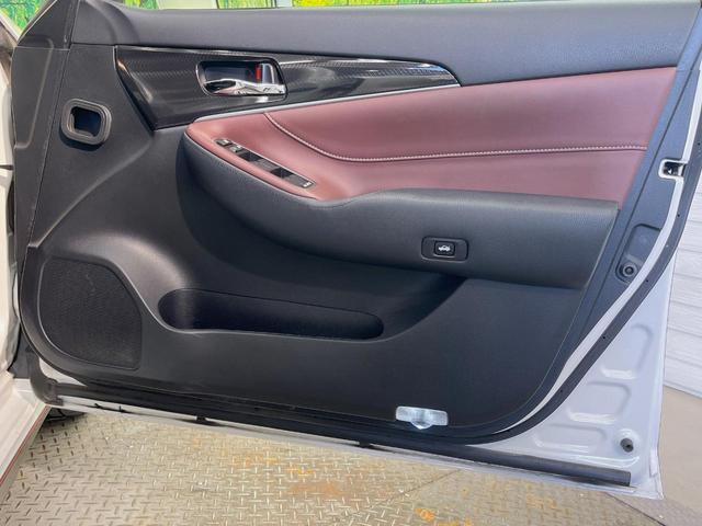 クラウンハイブリッド アスリートＳ　ブラックスタイル　テラロッサ革シート　ムーンルーフ　アドバンスドパッケージ　モデリスタエアロ＆マフラー　ＴＲＤスポルティーボサスペンション　電動リアサンシェード　メーカーＨＤＤナビ　バックカメラ（43枚目）