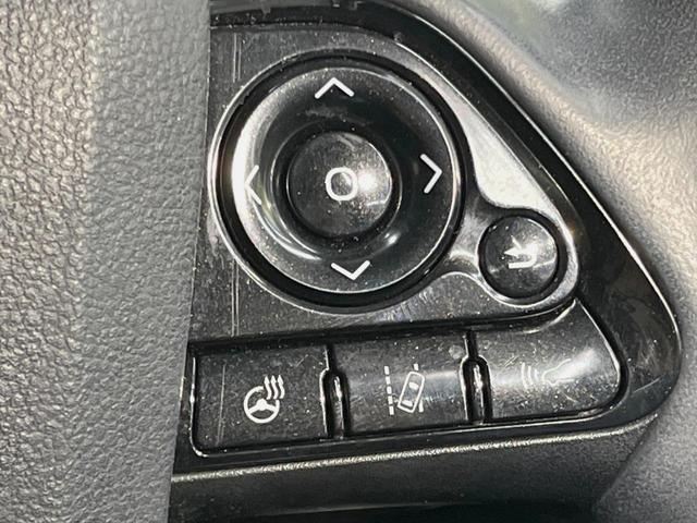 プリウスＰＨＶ Ｓナビパッケージ・セーフティプラス　フルエアロ　バックカメラ　１００Ｖ電源　衝突被害軽減システム　レーダークルーズ　禁煙車　コーナーセンサー　スマートキー　ＬＥＤヘッド　ＥＴＣ２．０　オートハイビーム　パークアシスト　車線逸脱警報（27枚目）