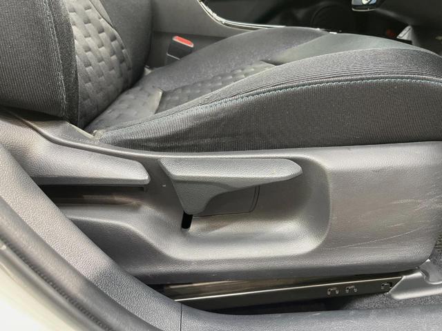 プリウスＰＨＶ Ｓナビパッケージ・セーフティプラス　フルエアロ　バックカメラ　１００Ｖ電源　衝突被害軽減システム　レーダークルーズ　禁煙車　コーナーセンサー　スマートキー　ＬＥＤヘッド　ＥＴＣ２．０　オートハイビーム　パークアシスト　車線逸脱警報（37枚目）