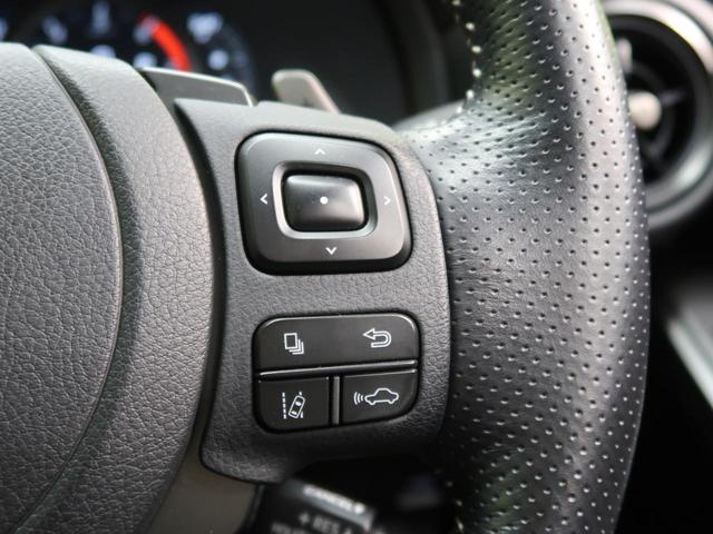 ＩＳ ＩＳ３００　ＦスポーツモードブラックＩＩＩ　マークレビンソンサウンド　ムーンルーフ　パノラミックビューモニター　３連フルＬＥＤヘッド　純正マッドブラック塗装１９インチアルミ　ＢＳＭ　純正１０．３ナビ　Ｌ－ｔｅｘ／ウルトラスエードコンビシート（27枚目）