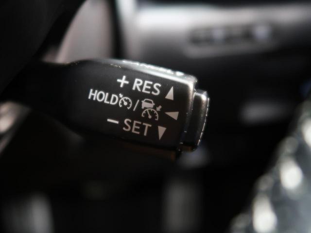 ＩＳ ＩＳ３００　ＦスポーツモードブラックＩＩＩ　マークレビンソンサウンド　ムーンルーフ　パノラミックビューモニター　３連フルＬＥＤヘッド　純正マッドブラック塗装１９インチアルミ　ＢＳＭ　純正１０．３ナビ　Ｌ－ｔｅｘ／ウルトラスエードコンビシート（29枚目）