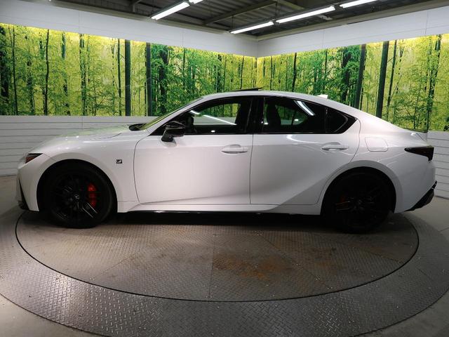 ＩＳ ＩＳ３００　ＦスポーツモードブラックＩＩＩ　マークレビンソンサウンド　ムーンルーフ　パノラミックビューモニター　３連フルＬＥＤヘッド　純正マッドブラック塗装１９インチアルミ　ＢＳＭ　純正１０．３ナビ　Ｌ－ｔｅｘ／ウルトラスエードコンビシート（37枚目）