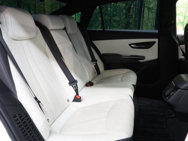 クラウンハイブリッド ＲＳ　ムーンルーフ　モデリスタエアロ　白革シート　ブラインドスポットモニター　３眼ＬＥＤヘッド　ＶＥＲＺ製２０インチアルミ　シートベンチレーション　ＲＳ－Ｒ製ダウンサス　セーフティセンス　メーカーナビ（9枚目）