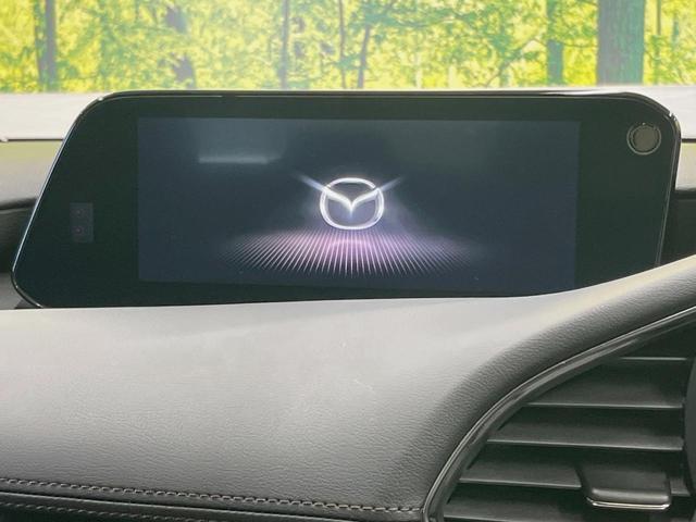 ＭＡＺＤＡ３セダン ２０Ｓプロアクティブ　ツーリングセレクション　ＳＤナビ　全周囲カメラ　衝突被害軽減システム　レーダークルーズ　禁煙車　パワーシート　コーナーセンサー　スマートキー　ＬＥＤヘッド　ビルトインＥＴＣ　純正１８インチアルミ　オートハイビーム（3枚目）