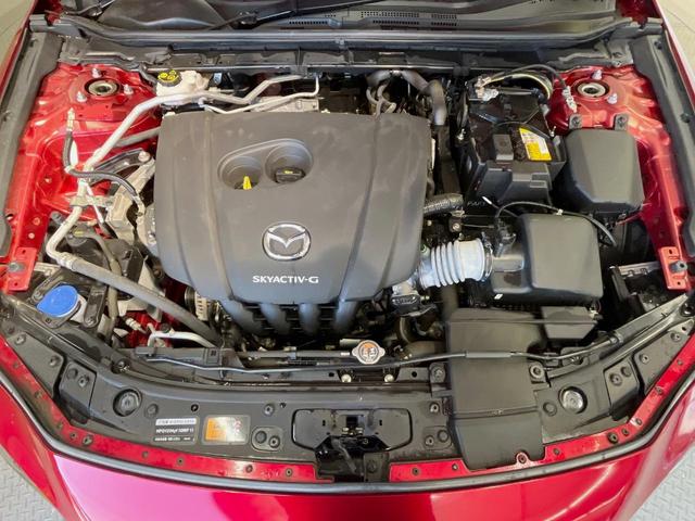 ＭＡＺＤＡ３セダン ２０Ｓプロアクティブ　ツーリングセレクション　ＳＤナビ　全周囲カメラ　衝突被害軽減システム　レーダークルーズ　禁煙車　パワーシート　コーナーセンサー　スマートキー　ＬＥＤヘッド　ビルトインＥＴＣ　純正１８インチアルミ　オートハイビーム（18枚目）