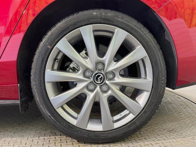 ＭＡＺＤＡ３セダン ２０Ｓプロアクティブ　ツーリングセレクション　ＳＤナビ　全周囲カメラ　衝突被害軽減システム　レーダークルーズ　禁煙車　パワーシート　コーナーセンサー　スマートキー　ＬＥＤヘッド　ビルトインＥＴＣ　純正１８インチアルミ　オートハイビーム（48枚目）