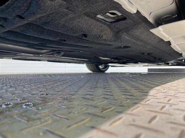 シビック タイプＲ　１オーナー　１９インチアルミ　６ＭＴ　Ｂｒｅｍｂｏキャリパー　禁煙車　衝突被害軽減システム　レーダークルーズ　ＥＴＣ２．０　ホンダコネクトディスプレー　コーナーセンサー　ＬＥＤヘッド（22枚目）