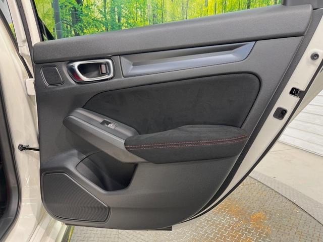 シビック タイプＲ　１オーナー　１９インチアルミ　６ＭＴ　Ｂｒｅｍｂｏキャリパー　禁煙車　衝突被害軽減システム　レーダークルーズ　ＥＴＣ２．０　ホンダコネクトディスプレー　コーナーセンサー　ＬＥＤヘッド（32枚目）