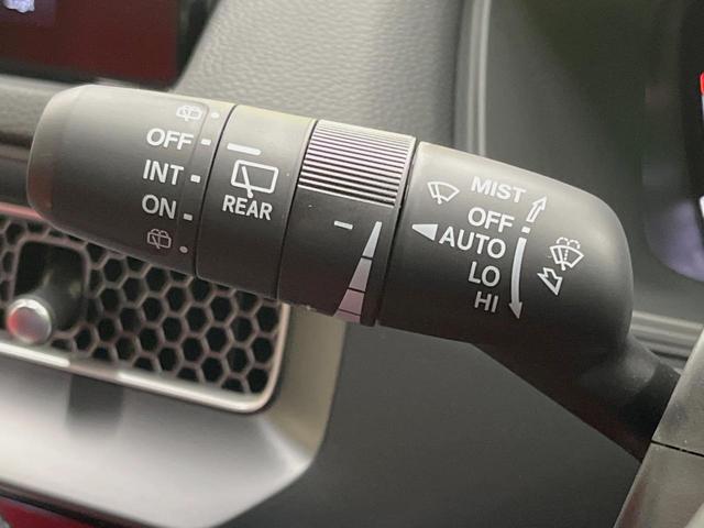 シビック タイプＲ　１オーナー　１９インチアルミ　６ＭＴ　Ｂｒｅｍｂｏキャリパー　禁煙車　衝突被害軽減システム　レーダークルーズ　ＥＴＣ２．０　ホンダコネクトディスプレー　コーナーセンサー　ＬＥＤヘッド（37枚目）