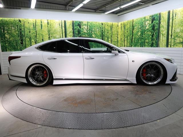 ＬＳ ＬＳ５００　Ｆスポーツ　後期　ＴＲＤエアロ　マークレビンソン　ムーンルーフ　オレンジキャリパー　エイムゲイン２２インチアルミ　赤革／ウルトラスエードコンビシート　エアサス　メーカー１２．３インチディスプレイオーディオ（24枚目）