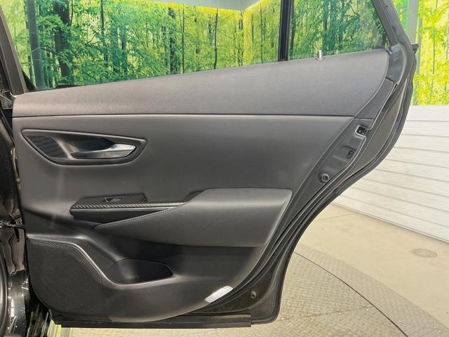 クラウンハイブリッド RSアドバンス サンルーフ エアロ SDナビ 全周囲カメラ 衝突被害軽減システム レーダークルーズ レザーシート 前席シートエアコン コーナーセンサー スマートキー LEDヘッド ETC2.0 純正18インチアルミ(43枚目)