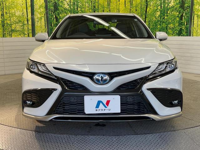 カムリ WSレザーパッケージ バックカメラ 衝突被害軽減システム レーダークルーズ 禁煙車 レザーシート コーナーセンサー スマートキー LEDヘッド ETC2.0 純正18インチアルミ オートハイビーム(14枚目)