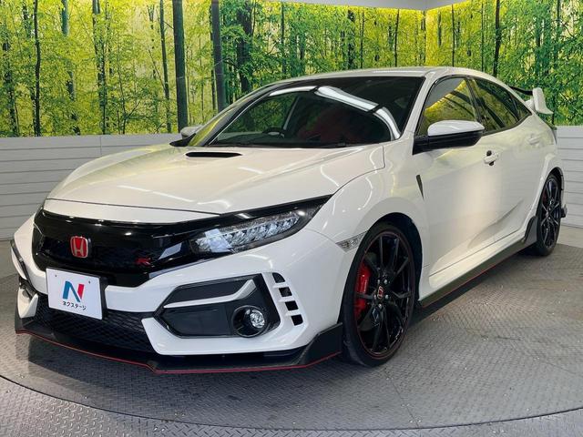 シビック タイプＲ　ＭＴ車　ナビゲーション　衝突被害軽減システム　レーダークルーズ　禁煙車　コーナーセンサー　スマートキー　ＬＥＤヘッド　ＥＴＣ２．０　純正２０インチアルミ　オートハイビーム　車線逸脱警報　オートライト（21枚目）