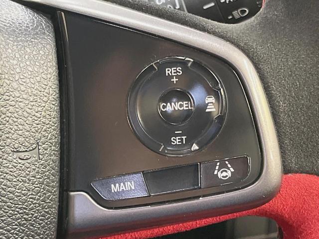 シビック タイプＲ　ＭＴ車　ナビゲーション　衝突被害軽減システム　レーダークルーズ　禁煙車　コーナーセンサー　スマートキー　ＬＥＤヘッド　ＥＴＣ２．０　純正２０インチアルミ　オートハイビーム　車線逸脱警報　オートライト（39枚目）