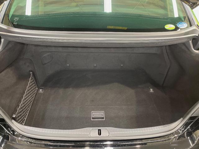 ＬＳ ＬＳ６００ｈ　Ｉパッケージ　４ＷＤ　ムーンルーフ　プリクラッシュセーフティ　パワートランクリッド　純正ＨＤＤナビ　バックカメラ　黒革　シートベンチレーション　ＬＥＤヘッドライト　純正１８インチアルミ　インテリジェントＡＦＳ（11枚目）