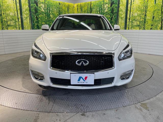 フーガ ２５０ＧＴ　クールエクスクルーシブ　後期　白革　ＢＯＳＥサウンドシステム　全方位運転支援システム　メーカー８インチＨＤＤナビ　アラウンドビューモニタ－　シートベンチレーション　純正１８インチアルミ　インテリジェントクルーズコントロール（14枚目）