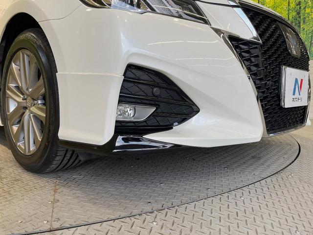 クラウンハイブリッド アスリートＳ　後期　純正エアロ　トランクスポイラー　クリアランスソナー　レーダークルコン　プリクラッシュセーフティ　レオニス性１８インチアルミ　メーカー８インチＳＤナビ　パワーシート（3枚目）